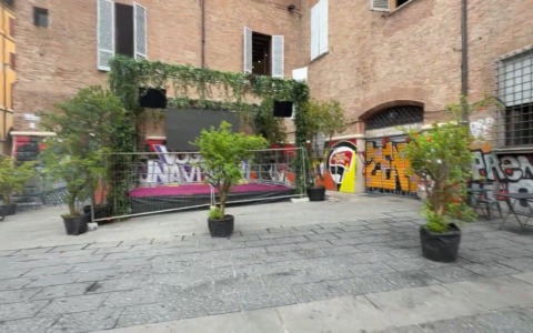 Piantedosi: ‘Piazza Verdi, gruppi pensano di essere proprietari dello spazio. Non va bene’