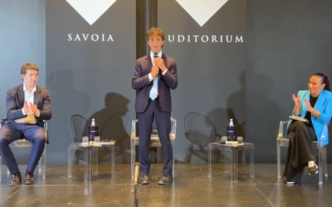 Nuove norme in materia di immigrazione e di ripatrio degli stranieri, se ne è parlato ieri sera al Savoia Regency