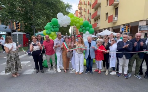 Via Dagnini, tanta gente alla notte bianca