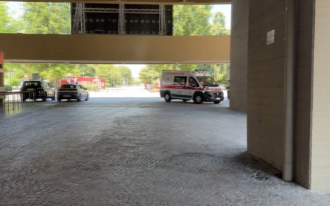 Emergenza in Fiera: artificieri e soccorsi per una esercitazione della polizia