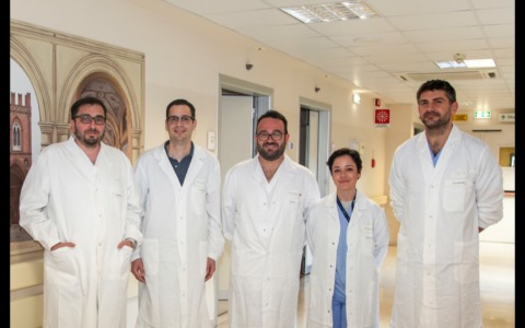 Aveva un tumore da 11 kg in una gamba, i medici del Rizzoli lo hanno rimosso