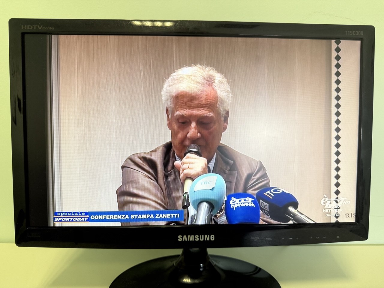 Basket, in diretta su Etv la conferenza stampa di Massimo Zanetti: “La nuova arena si dovrebbe chiamare Palasport Virtus”