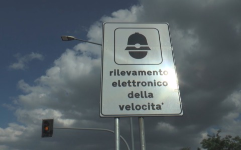 Autovelox, Codacons: in cinque anni Firenze in testa, Bologna al quarto posto
