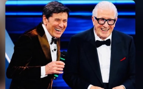 Gianni Morandi omaggia Peppino di Capri