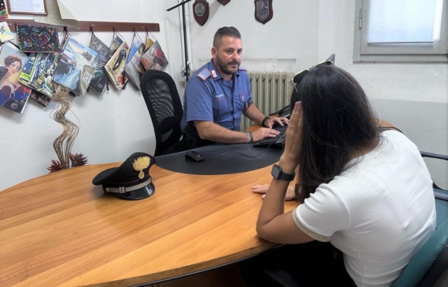 Installa un Gps sull’auto della ex e la segue: 31enne arrestato dai carabinieri