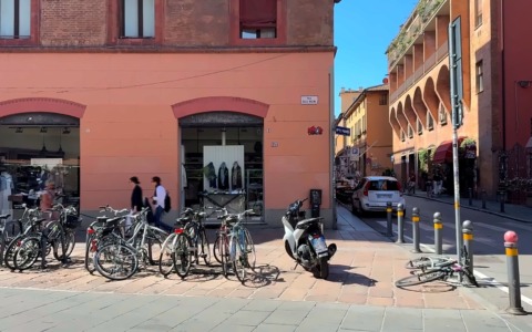 Aggressione in via delle Moline, la Polizia ha identificato l’autore