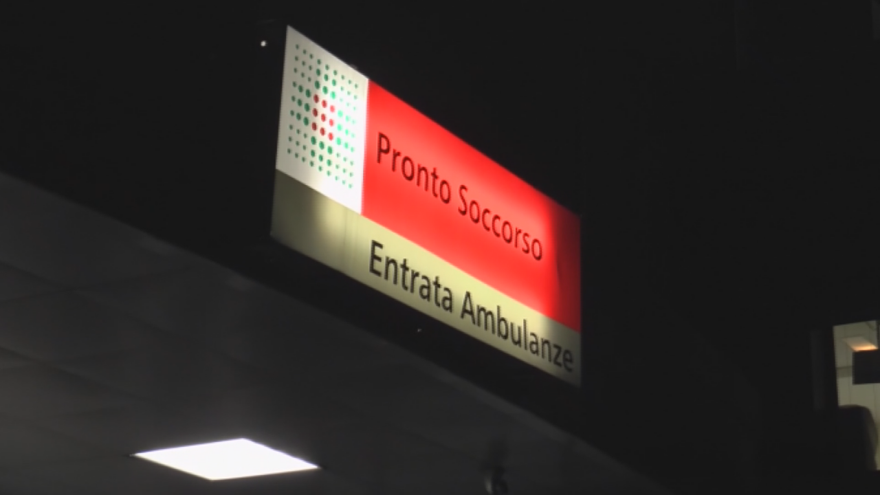 Aggressione al pronto soccorso del Maggiore, l’Azienda Usl: “Episodi inaccettabili”