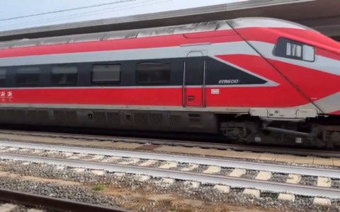 I viaggiatori emiliano romagnoli promuovono i treni regionali? Sì, ma con riserva