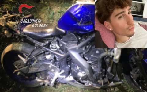 Schianto con la moto, Giuseppe muore a 20 anni