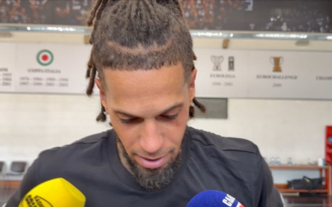 Virtus, la carica del capitano Hackett