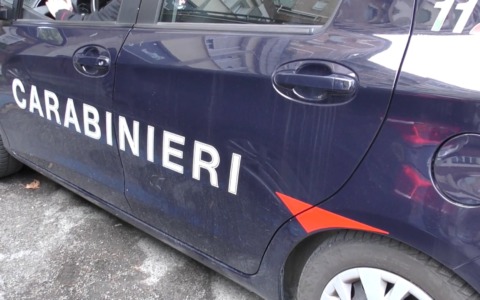 Rapina in San Donato a Bologna: 27enne aggredito e derubato dopo prelievo al bancomat
