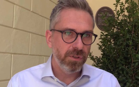 Il dossier sulla campagna d’odio contro Lepore divide le analisi