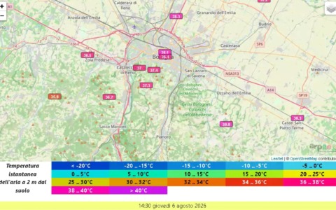 Il caldo torrido non molla Bologna: 40.3°C nella centralissima Piazza VIII Agosto