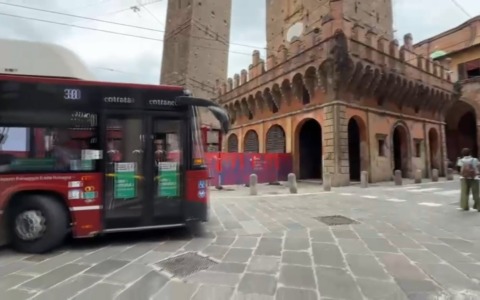 La proposta: viaggi in autobus gratis per i militari. ‘Così si rafforza la sicurezza sui mezzi’