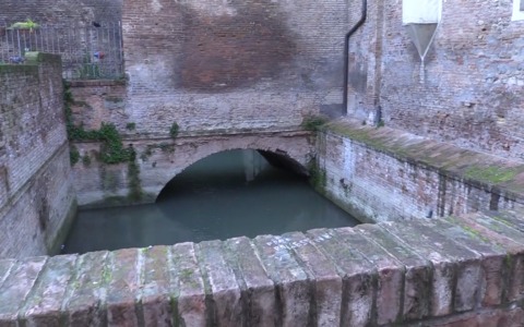 Ambiente: la lente di ingrandimento di Arpae sullo stato dei canali di Bologna
