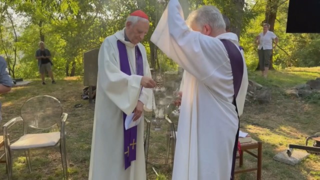 A Monte Sole veglia di preghiera per la pace in Medio Oriente. Card. Zuppi: “Uccidere è bestemmiare”