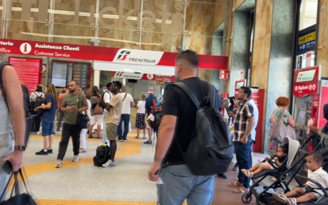 Viaggiare sicuri, in stazione intensificati i controlli