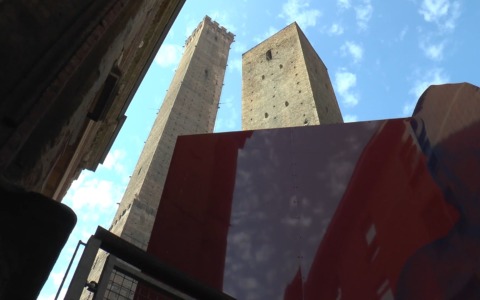 Garisenda: aumentano le parcelle dei professionisti al lavoro per il consolidamento