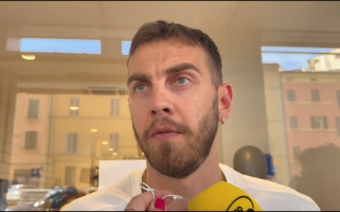 Sorokas allo store fra i tifosi Fortitudo