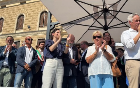 Strage due agosto, Elly Schlein: “Non consentiremo che si riscriva la storia”