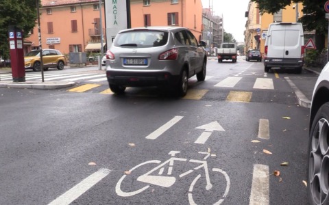Bologna Città 30, finiti i lavori in Piazza Trento Trieste