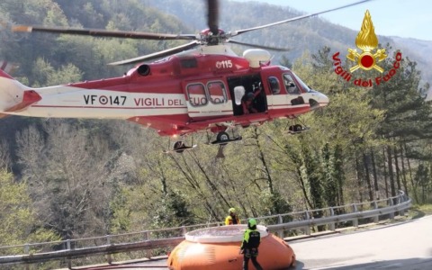 Escursionista si perde sulla ‘Via degli Dei’, recuperata dai Vigili del Fuoco