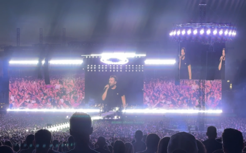 Cesare Cremonini: a Bologna una nuova data del suo tour. Ora sono sette