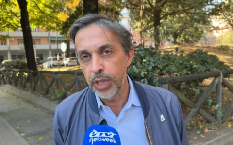 Bivacco e degrado in centro, Sassone (FdI): ‘Non solo politiche di ‘riduzione del danno’, ma aiutare le persone fragili’