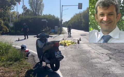 Scontro fra auto e scooter in via Cadriano: muore Daniele Lugaresi