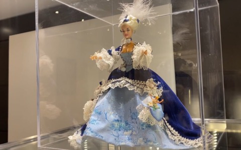 Da bambola a icona: a Bologna la mostra ‘Barbie Couture’