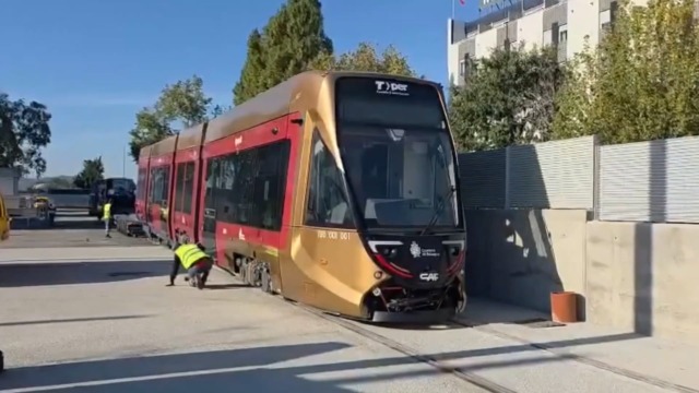 Ecco il secondo tram pronto per i collaudi