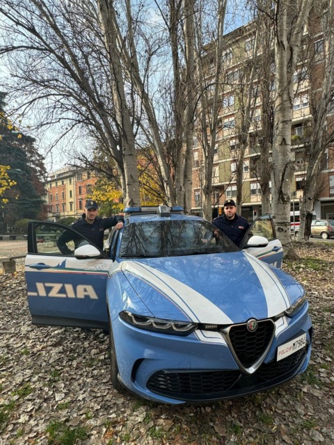 Stretta antidroga della Polizia a Bologna: tre arresti e una denuncia tra i Giardini Fava e la Bolognina