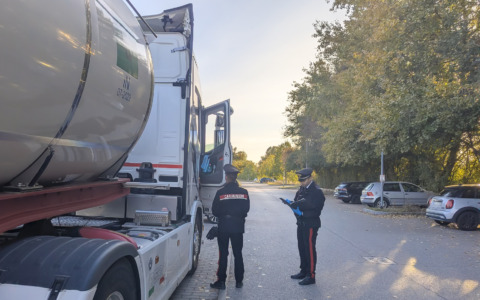 Via Cadriano: camionista trovato morto in cabina, ‘forse un malore’