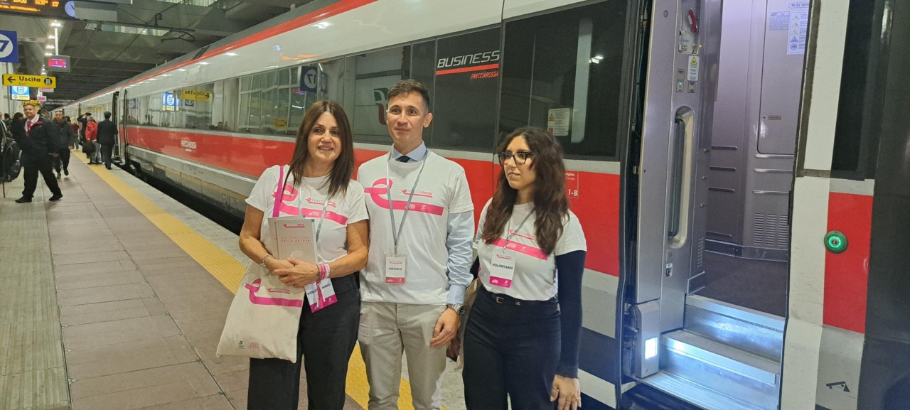 FrecciaRosa: la prevenzione oncologica sale a bordo dell’Alta Velocità