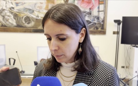 Abitare, Clancy risponde a Fratelli d’Italia: “Operazione propagandistica”
