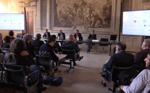 Dieci luminari si mettono a disposizione dei più fragili
