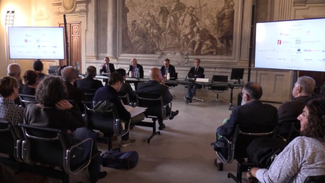 Dieci luminari si mettono a disposizione dei più fragili