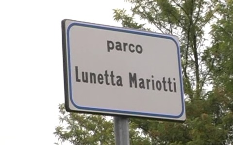 Giovane morta al giardino Mariotti: indagini e autopsia. Denunciato l’amico che era con lei
