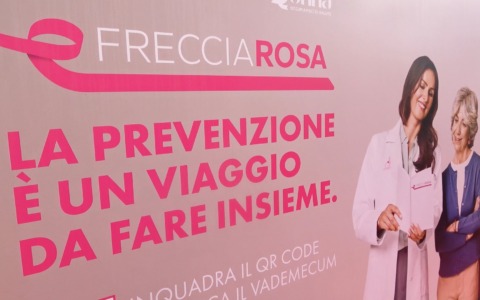 FrecciaRosa: la prevenzione oncologica sale a bordo dell’Alta Velocità