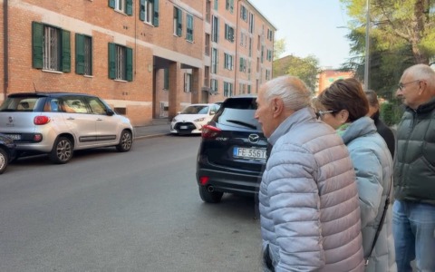 L’insicurezza stradale di via Adige, le richieste dei cittadini all’Amministrazione comunale