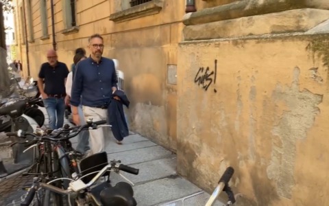 Nuova denuncia del sindaco di Bologna, Matteo Lepore, contro gli hater