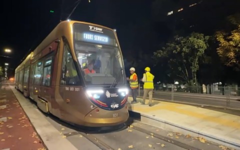 Tram, al via il primo collaudo su strada