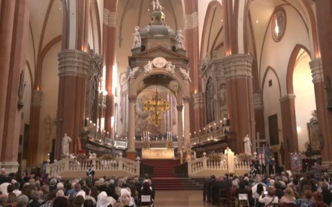 Zuppi e la città di San Petronio